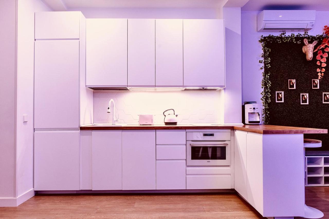Calle Rodas 3 Central 5 Stars Apartment In Madrid For 6 People Екстериор снимка